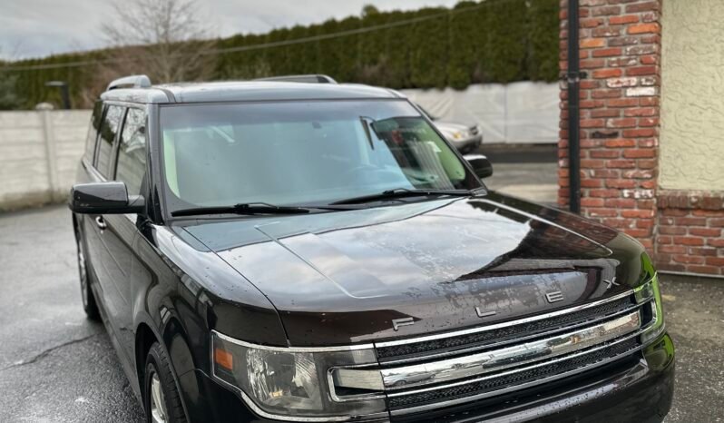 
								2013 Ford Flex SEL – AWD full									